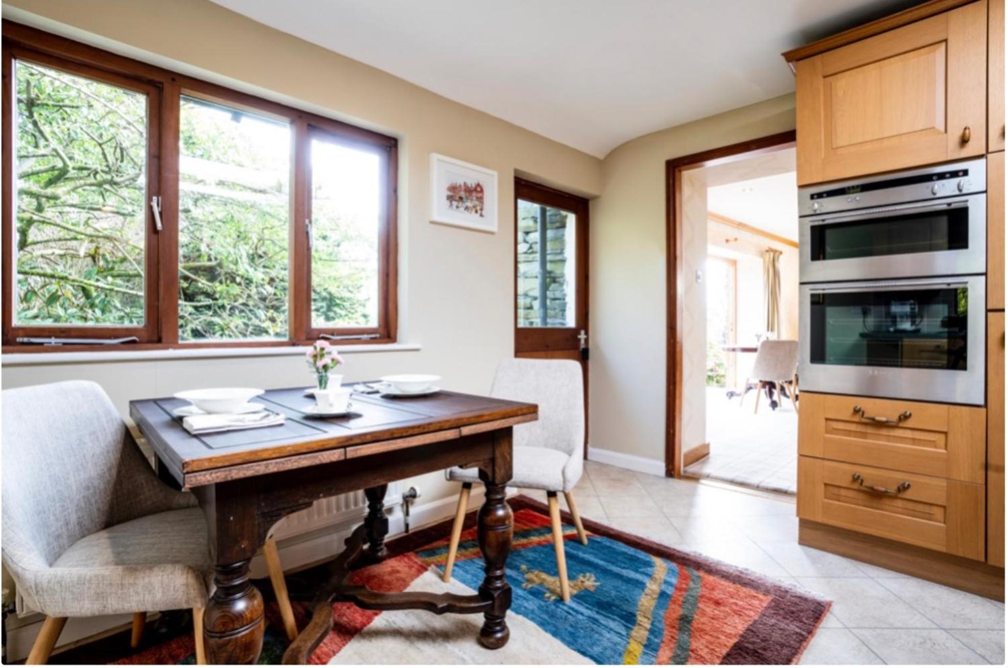 Yewfield Self Catering Apartments ホークスヘッド エクステリア 写真