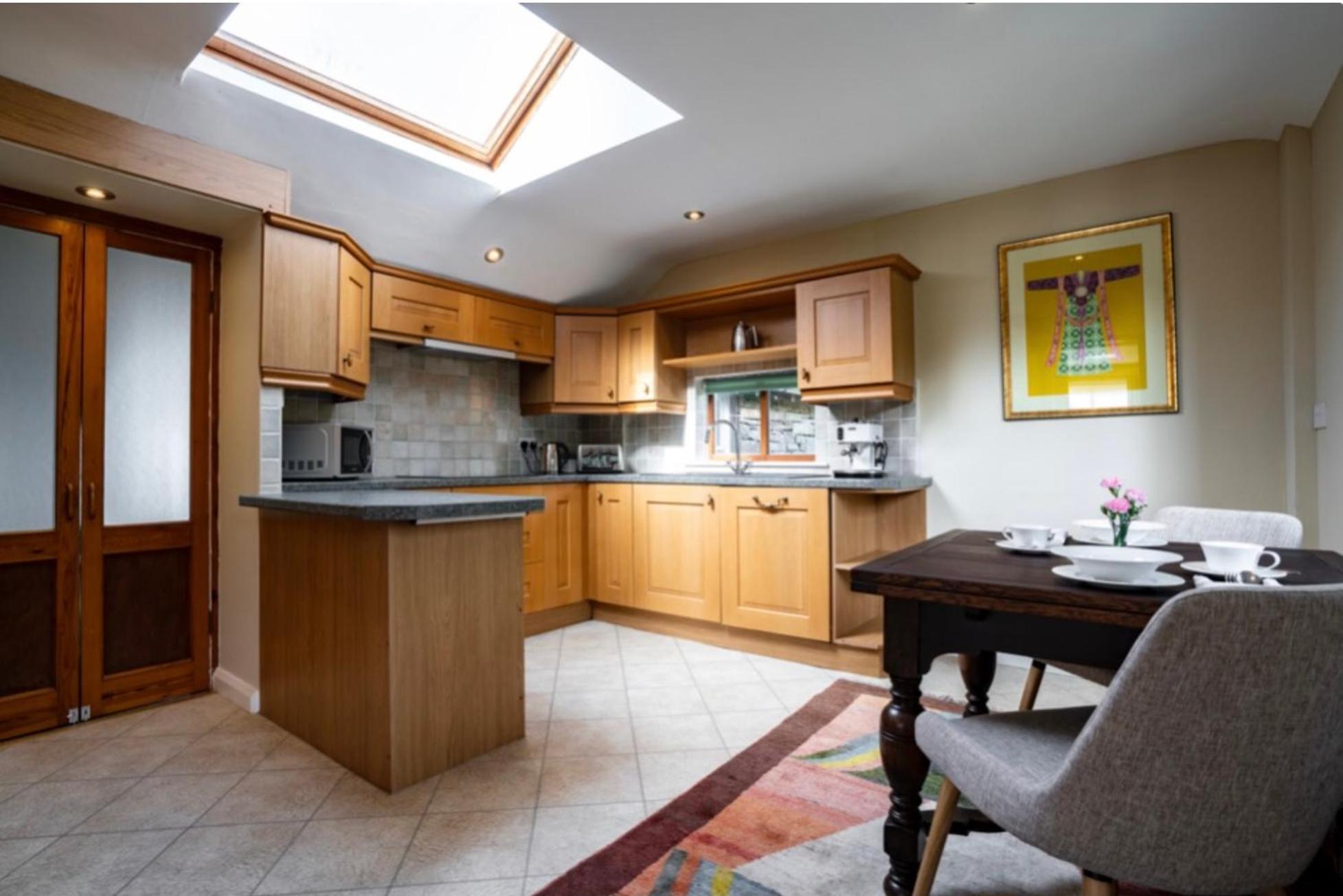 Yewfield Self Catering Apartments ホークスヘッド エクステリア 写真